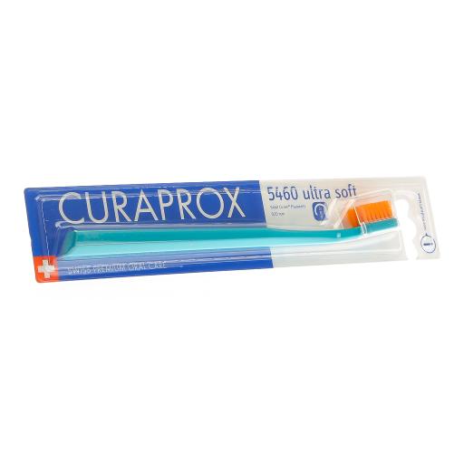 Curaprox Sensitive spazzolino compatto ultra soft 5460 è indicato